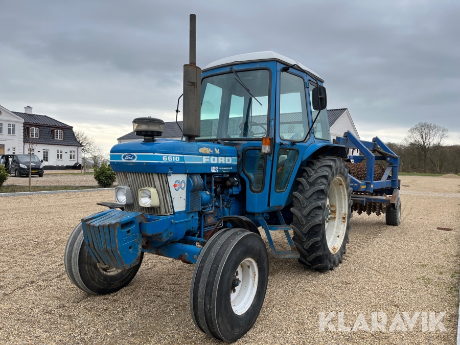 Traktor Ford 6610