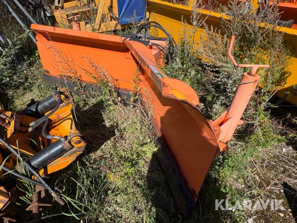 V-plov Pronar Puv-2600