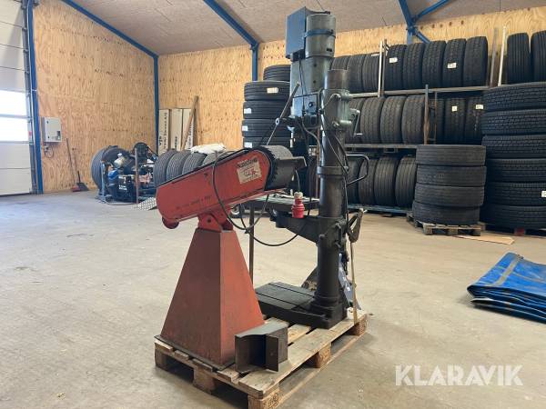 Søjleboremaskine og båndsliber