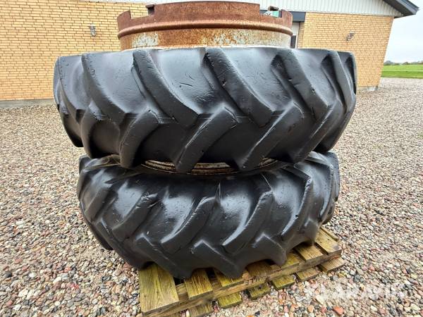 Tvillingehjulsæt Goodyear
