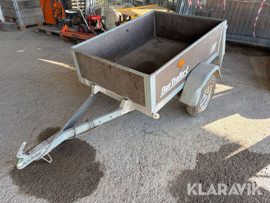 Trailer Dan trailers
