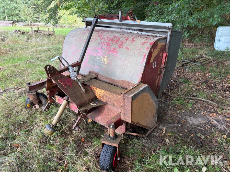 Vertikalskærer Mathews Company LG60B Lawn Genie med opsamler