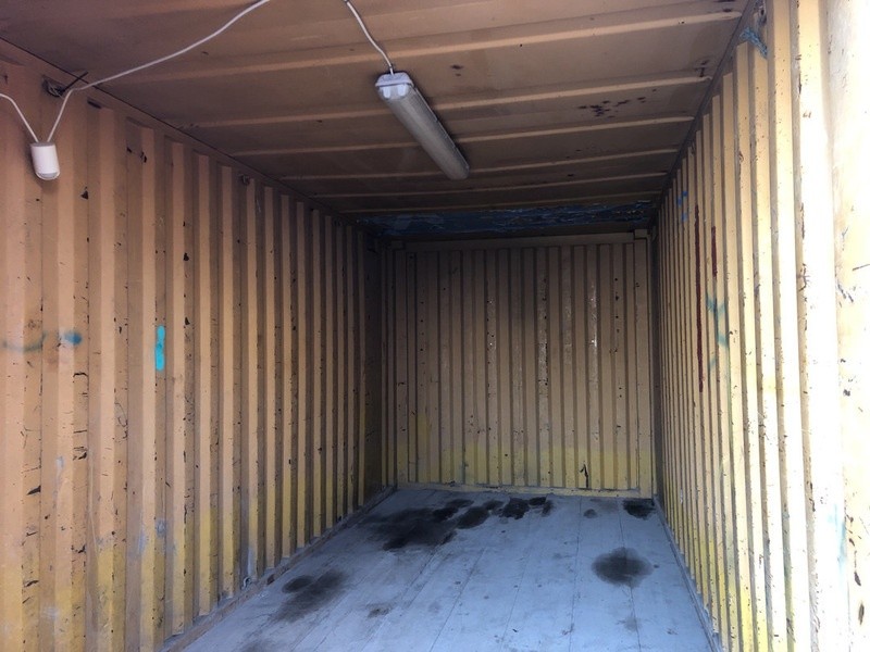 Container