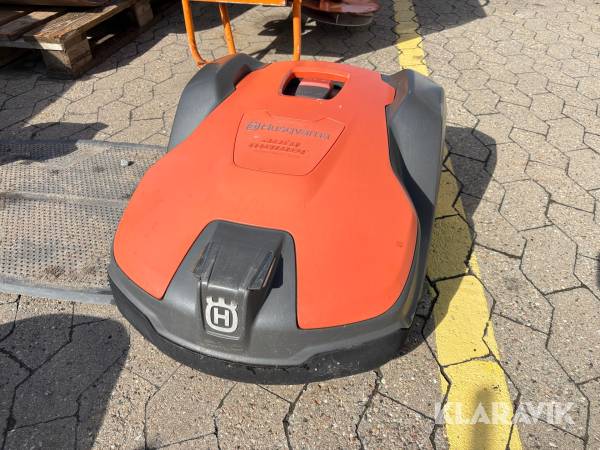 Robotplæneklipper Husqvarna Professional 520 med ladestation