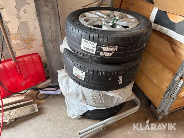 Alufælge med dæk Renault 4 stk.