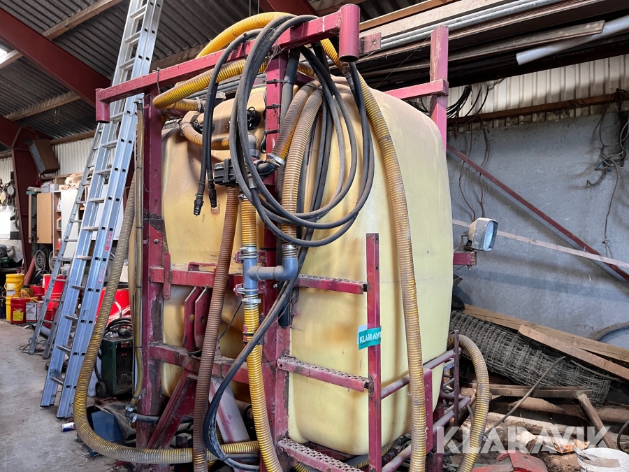 Fronttank Hardi 1200