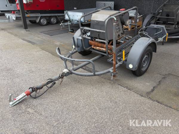 Vandforsyningsenhed / brandpumpe på trailer DVI 12/3 1200 bobbel motor