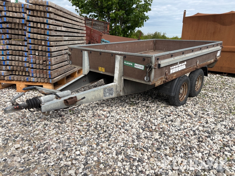 Trailer Variant 1003