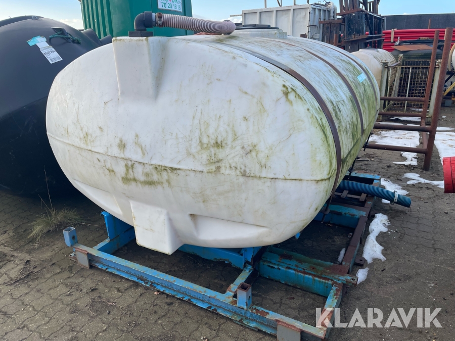 Blandetank på stålramme