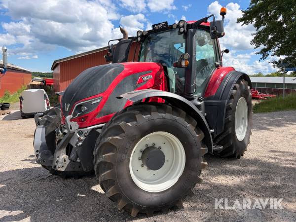 Traktor Valtra T214 D