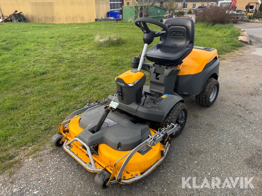 Græsslåmaskine Stiga Park pro P 901 CW