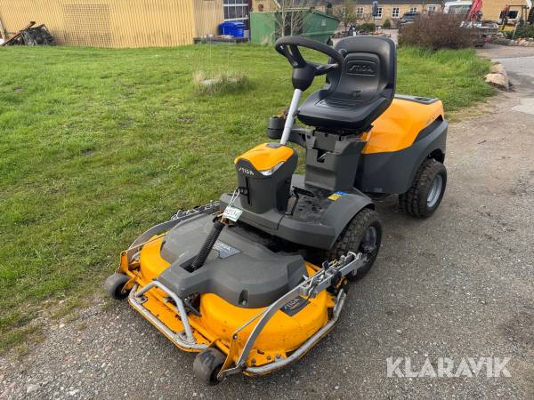 Græsslåmaskine Stiga Park pro P 901 CW