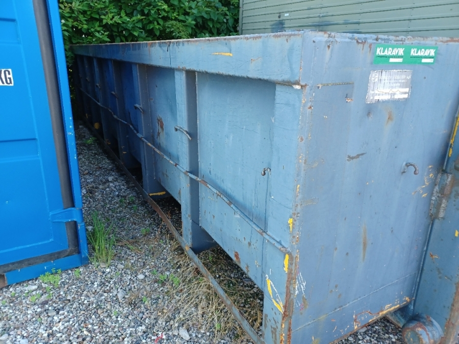 Container