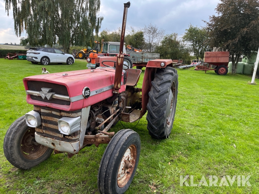 Veterantraktor Massey Ferguson 135