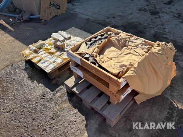 Reservedele Case CX350D CNH Industrial, 31 enheder