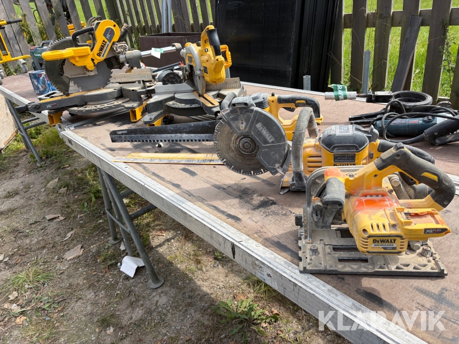 Save lot DeWALT