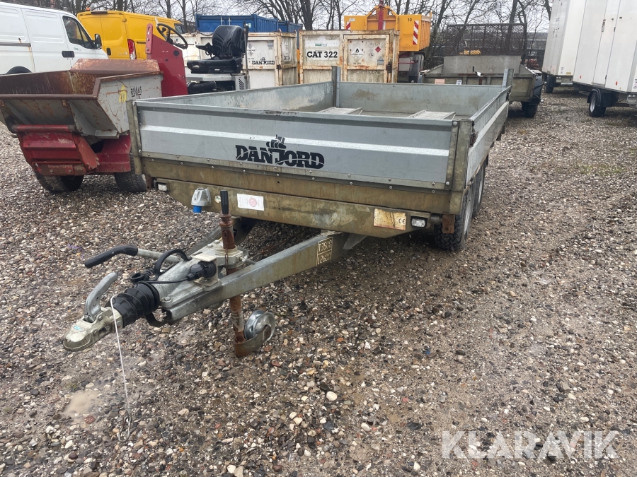 Tiptrailer Hapert 3500 med slisker