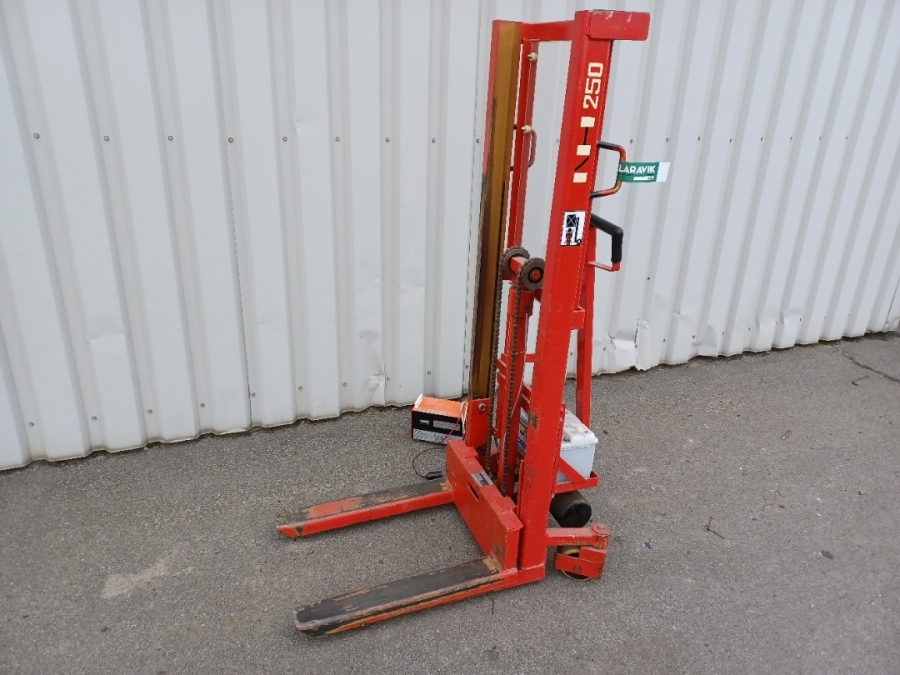 Elektrisk løftevogn