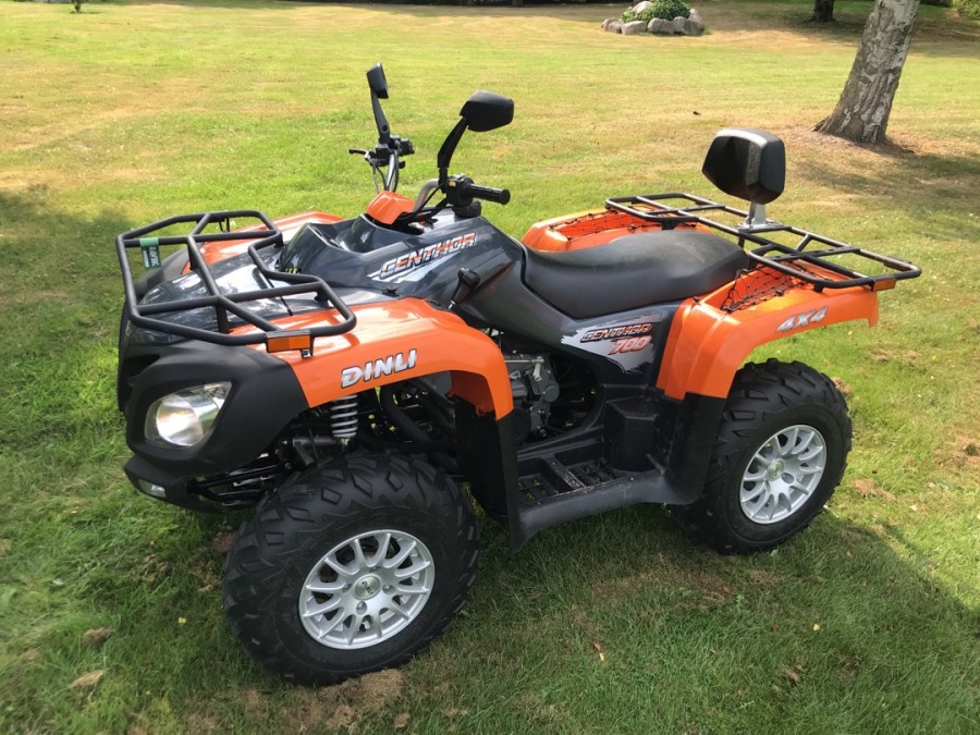 Dinli 700 ccm atv