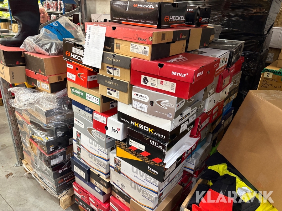 Arbejdssko - assoteret type - 115 styks i alt