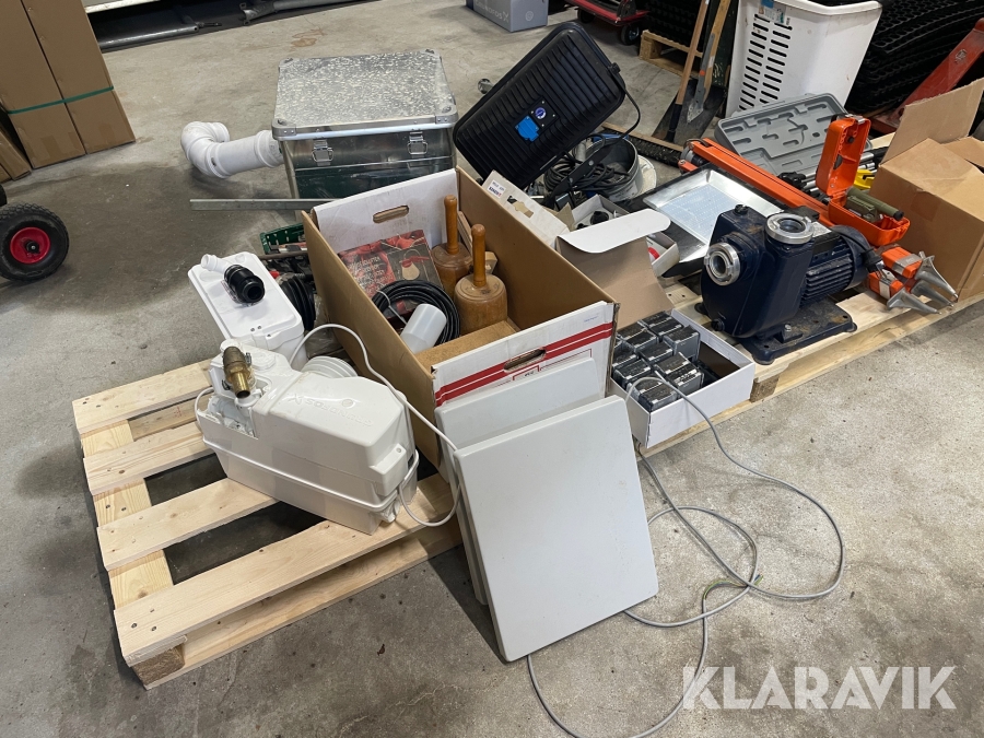 Stort Lot af diverse udstyr - lamper, rotationslaser, kværn