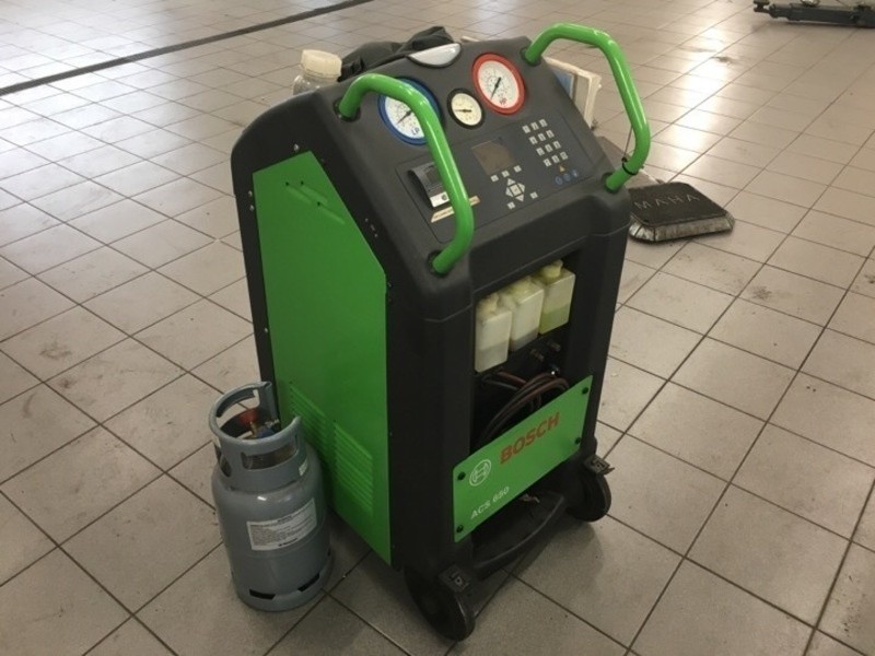 Aircon-fyldestation