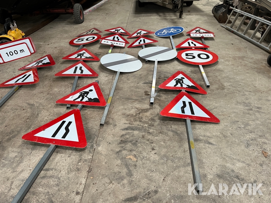 Vejskilte diverse 42 forskellige