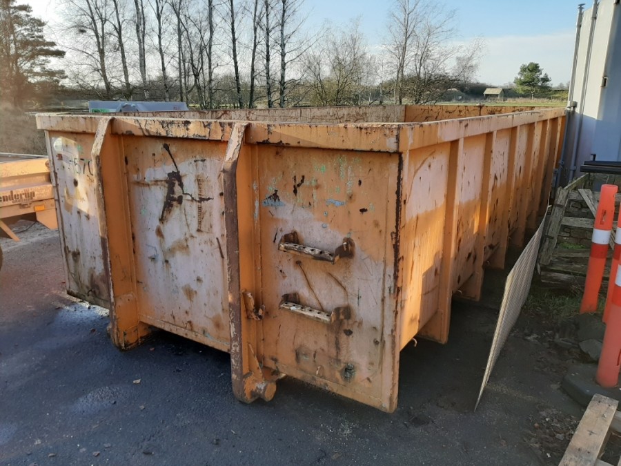 Container