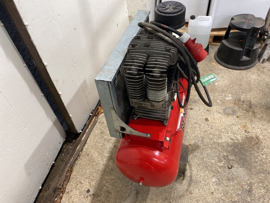 Kompressor
