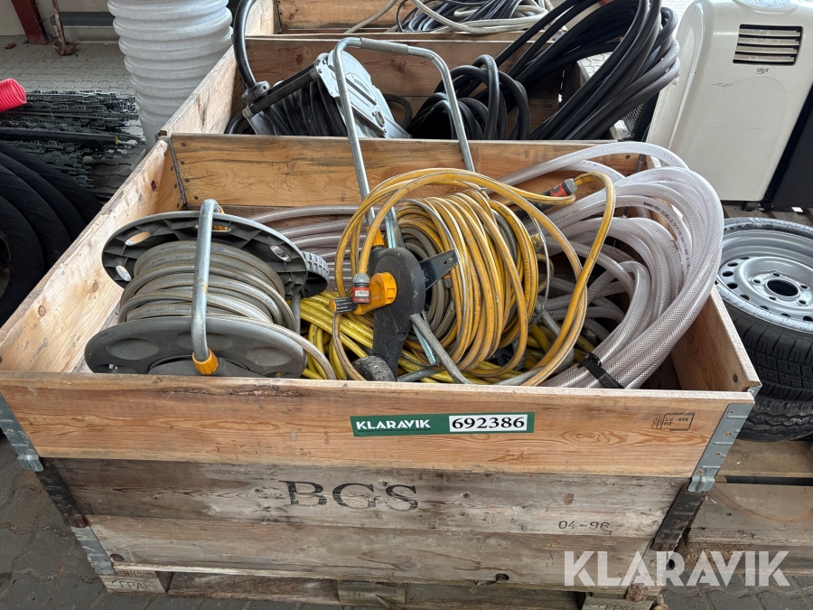 Slanger Diverse industrislanger vandslanger trykslanger