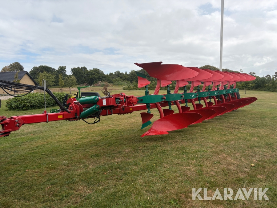 Plov Kverneland 6300S 8-furet vendeplov