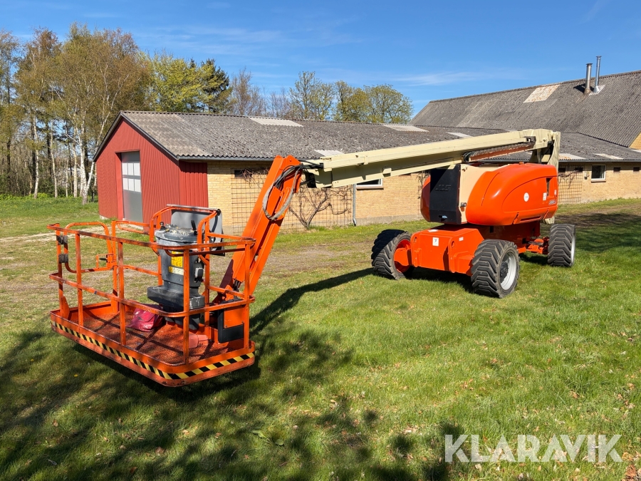 Bomlift JLG 800AJ