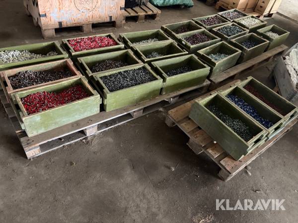 Skruer 25000 styk
