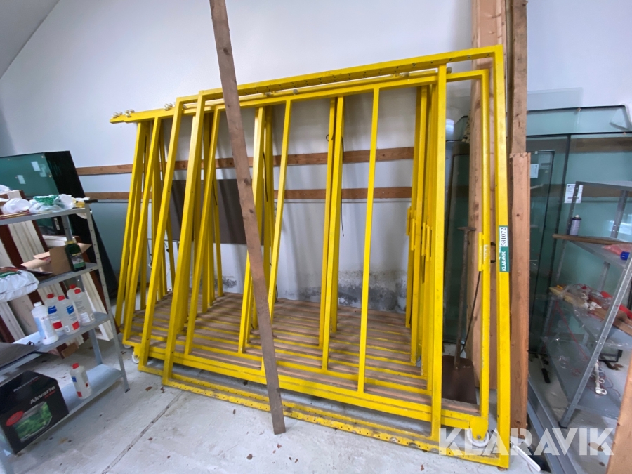 Glas reol system 250x300 cm 18 fag