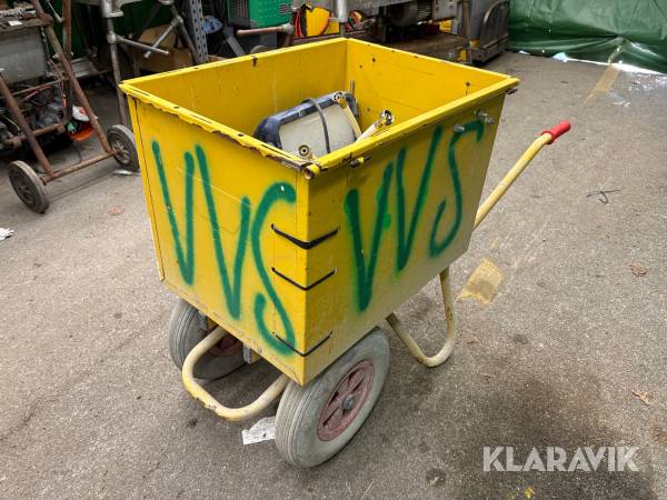 Værktøjstrillebør med indhold