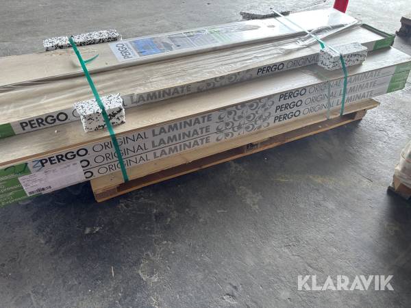 Laminatgulv Pergo Beige River Oak, ca. 30 m² (10,5 pakker)