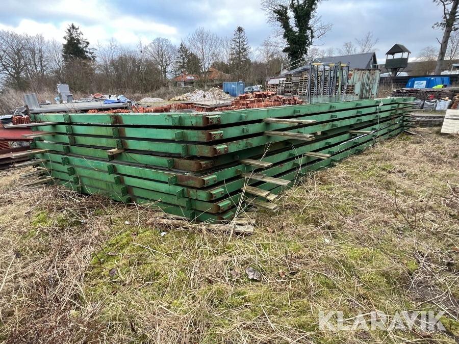 Stålspær Nedtaget fra hal på 450 kvm