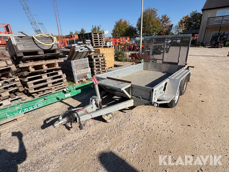 Maskintrailer Variant 2715M2
