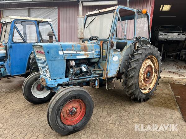 Veterantraktor Ford 4000