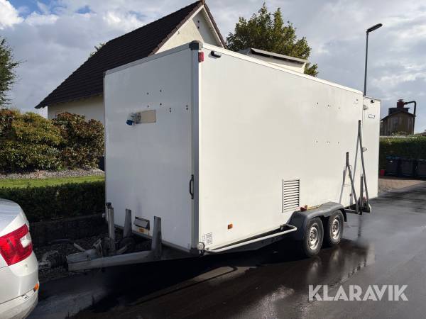 Trailer Variant 2700C6 Opbygget til strømpeforing af kloak rør