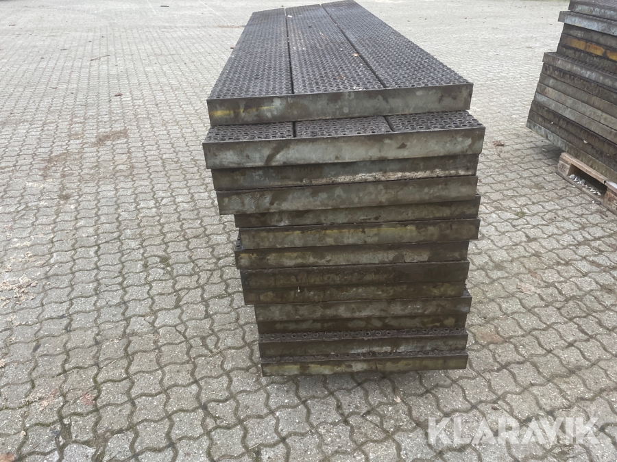 Store riste 26 styk, Favrskov, Klaravik auktioner