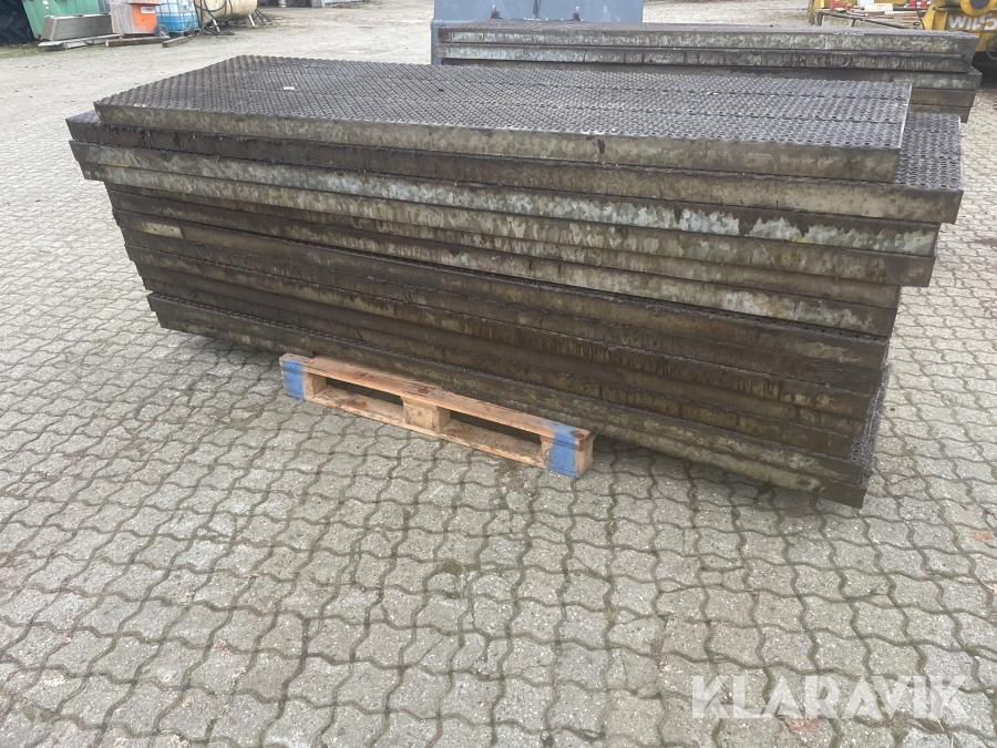 Store riste 26 styk, Favrskov, Klaravik auktioner
