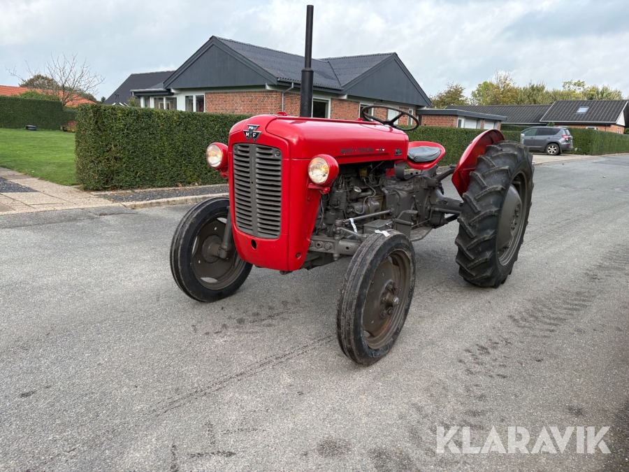 Veterantraktor Massey-Ferguson 35