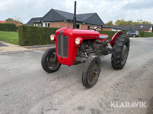 Veterantraktor Massey-Ferguson 35