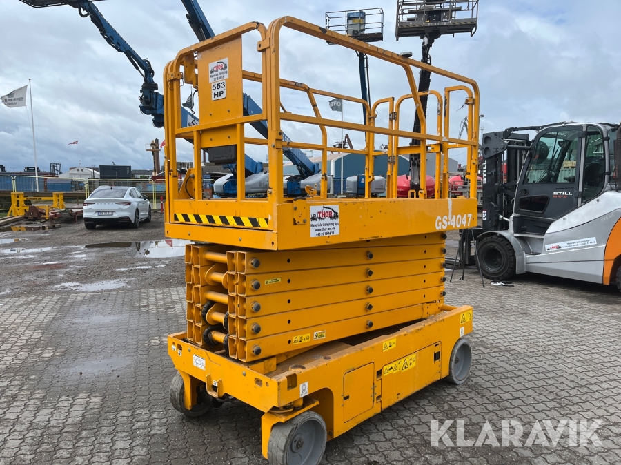 Sakselift Genie GS-4047 14meter