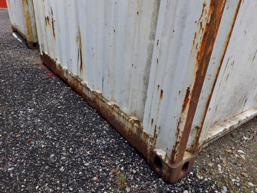 Container