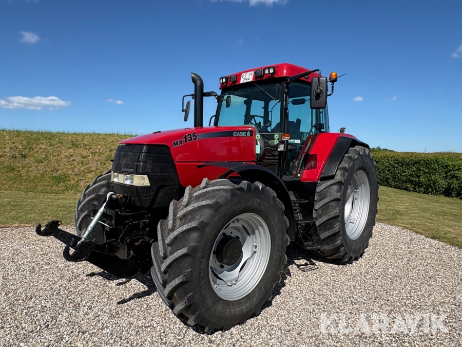 Traktor Case MX 135 4WD
