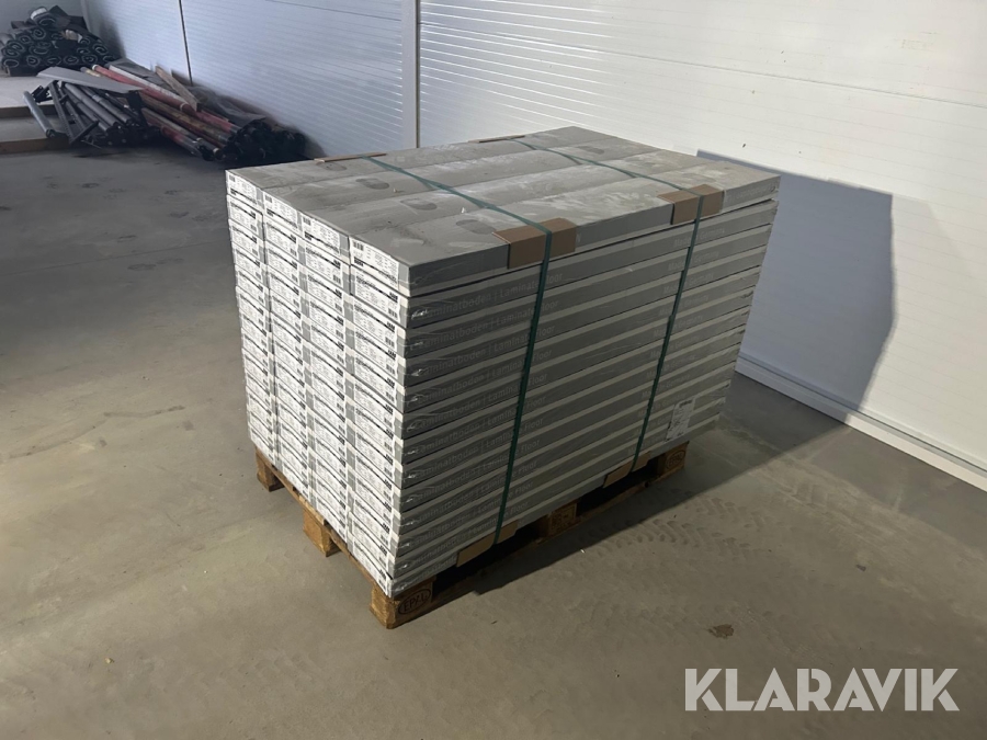 Laminat gulv HARO Tritty 200 Aqua / Oak contura Black 103m2