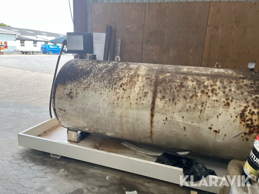 Diesel tankanlæg 4000 Liter KN Smede- Og Beholderfabrik C3A