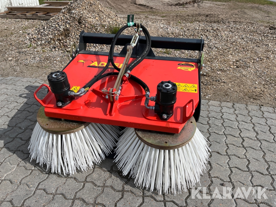 Fejemaskine Adler R100